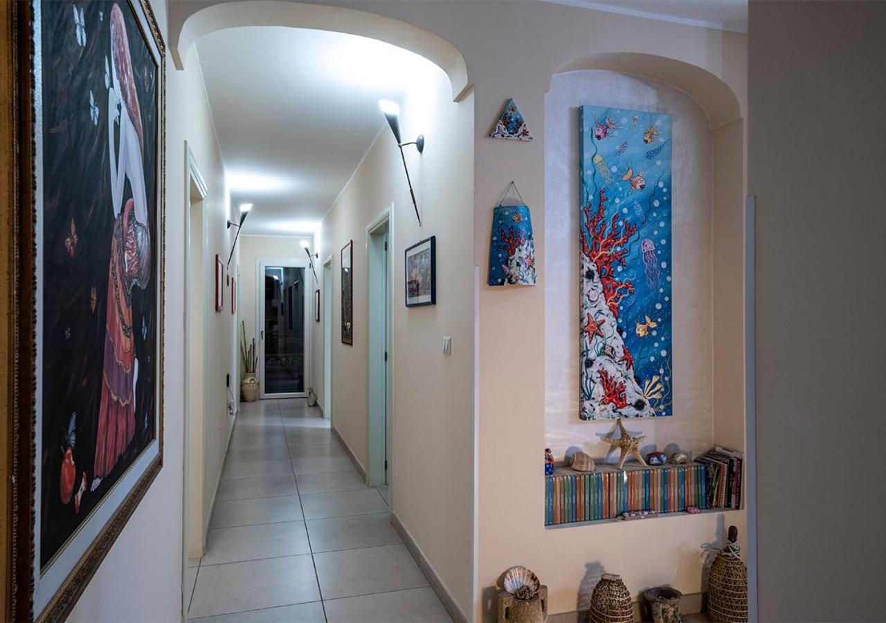 カストリニャーノ・デル・カーポ Adua Art Bed & Breakfast エクステリア 写真