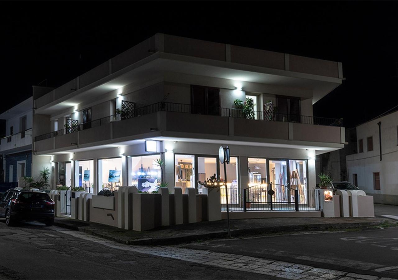 カストリニャーノ・デル・カーポ Adua Art Bed & Breakfast エクステリア 写真